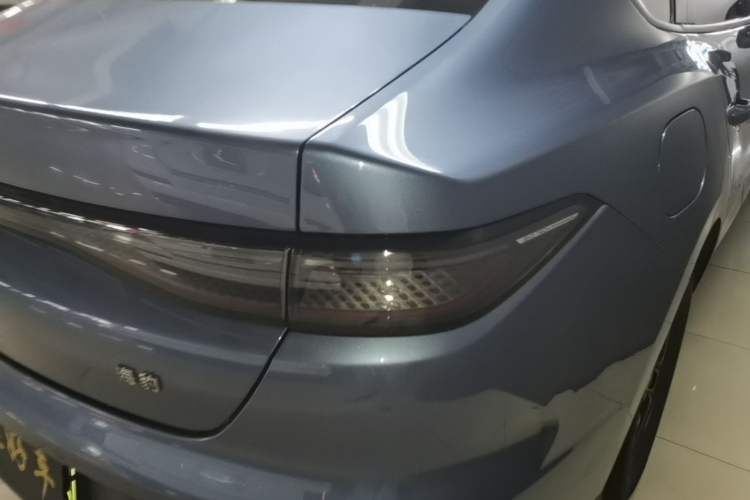 Used BYD Seal 05 DM-i 2025 DM-i Smart Drive 55KM Luxury Model Right Rear Taillight
