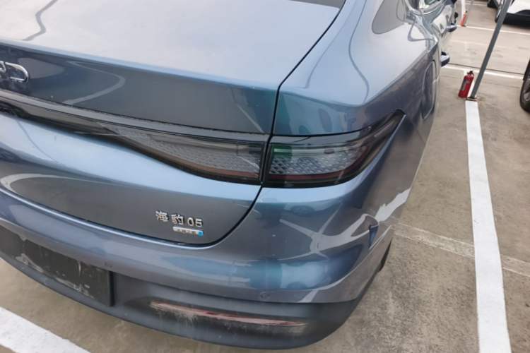 Used BYD Seal 05 DM-i 2025 DM-i Intelligent Drive 120KM Flagship Model Right Rear Taillight