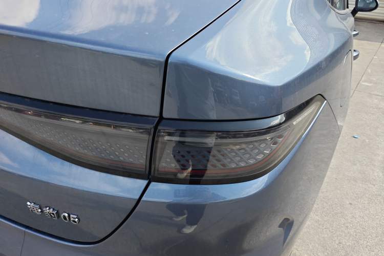 Used BYD Seal 05 DM-i 2025 DM-i Smart Drive 55KM Luxury Model Right Rear Taillight