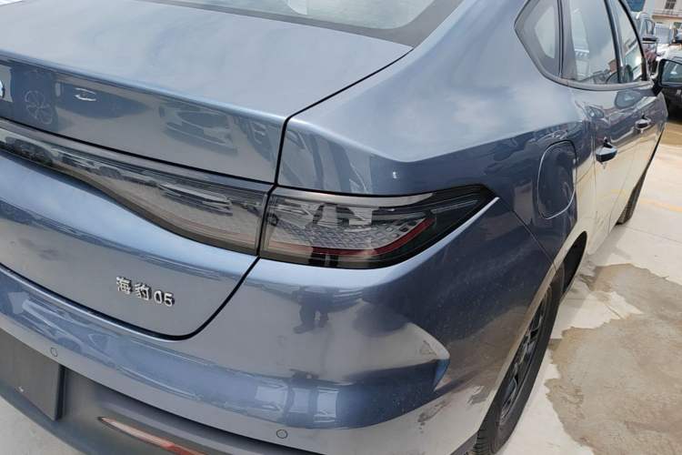 Used BYD Seal 05 DM-i 2025 DM-i Smart Drive 55KM Luxury Model Right Rear Taillight