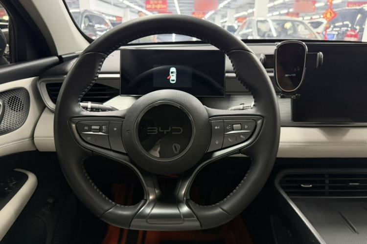 Used BYD Seal 05 DM-i 2025 DM-i Smart Drive 55KM Luxury Model Steering Wheel