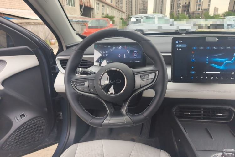 Used BYD Seal 05 DM-i 2025 DM-i Intelligent Drive 120KM Flagship Model Steering Wheel