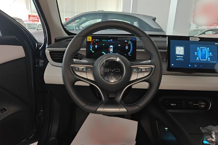 Used BYD Seal 05 DM-i 2025 DM-i Smart Drive 55KM Luxury Model Steering Wheel