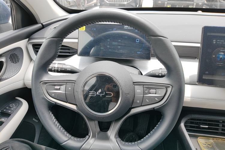 Used BYD Seal 05 DM-i 2025 DM-i Smart Drive 55KM Luxury Model Steering Wheel