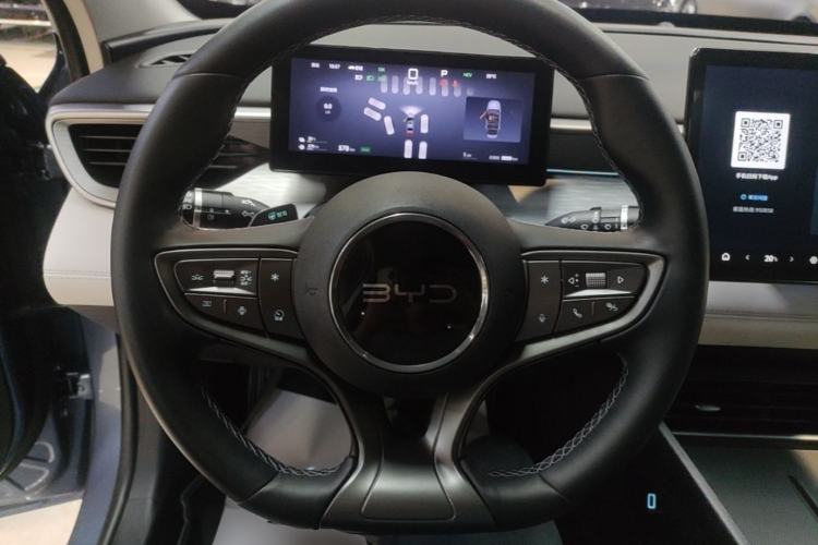 Used BYD Seal 05 DM-i 2025 DM-i Intelligent Drive 120KM Flagship Model Steering Wheel