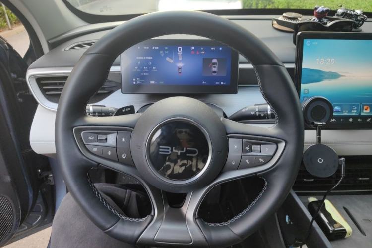 Used BYD Seal 05 DM-i 2025 DM-i Intelligent Drive 120KM Flagship Model Steering Wheel
