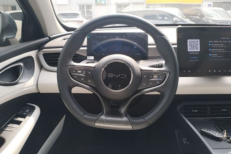 Used BYD Seal 05 DM-i 2025 DM-i Intelligent Drive 120KM Flagship Model Steering Wheel