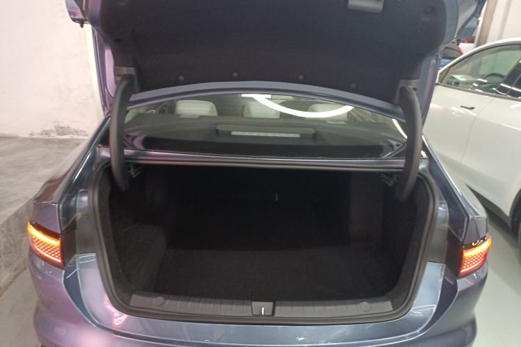 Used BYD Seal 05 DM-i 2025 DM-i Intelligent Drive 120KM Flagship Model Trunk