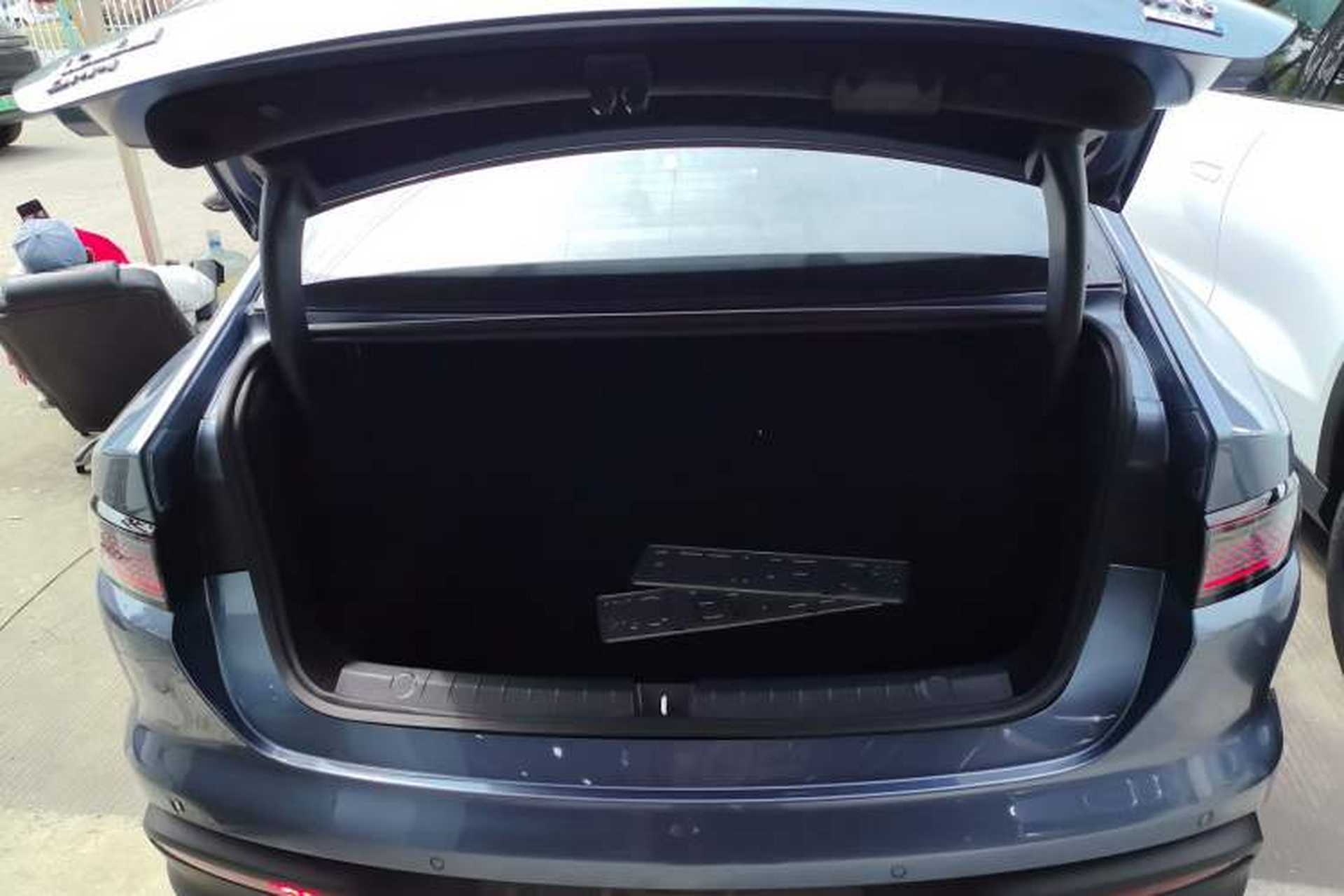 Used BYD Seal 05 DM-i 2025 DM-i Intelligent Drive 120KM Flagship Model Trunk