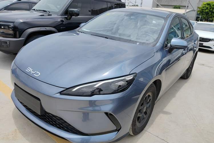 Used BYD Seal 05 DM-i 2025 DM-i Smart Drive 55KM Luxury Model Guazi used car, China used car export, Used car for sale, Used  cars, Cheapest cars for sale