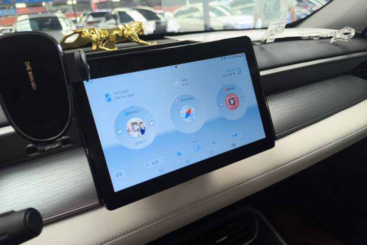 Used BYD Seal 05 DM-i 2025 DM-i Smart Drive 55KM Luxury Model Audio And AC Panel