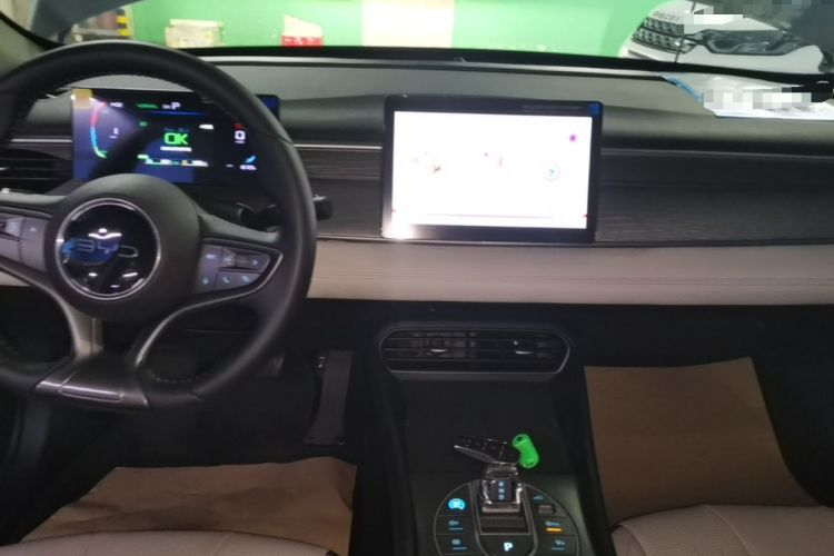 Used BYD Seal 05 DM-i 2025 DM-i Smart Drive 55KM Luxury Model Audio And AC Panel