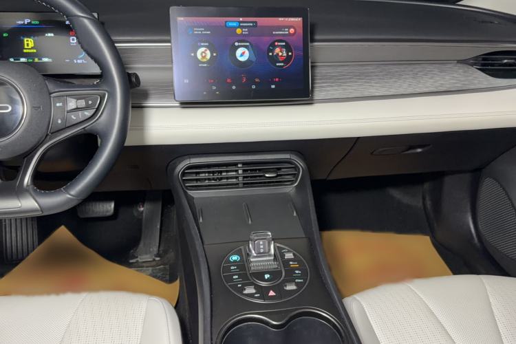 Used BYD Seal 05 DM-i 2025 DM-i Smart Drive 55KM Luxury Model Audio And AC Panel