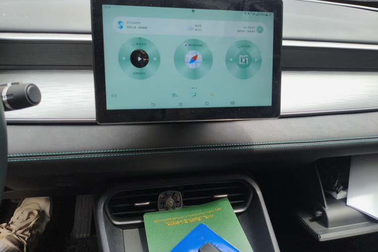 Used BYD Seal 05 DM-i 2025 DM-i Smart Drive 55KM Luxury Model Audio And AC Panel