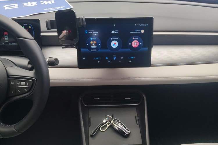 Used BYD Seal 05 DM-i 2025 DM-i Smart Drive 55KM Luxury Model Audio And AC Panel