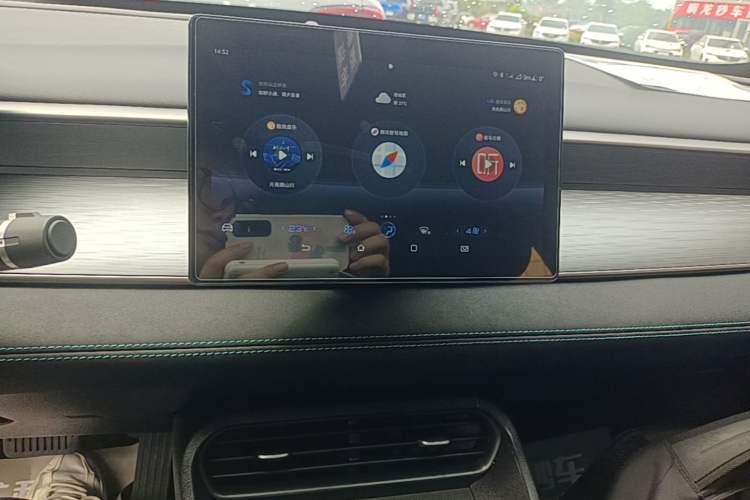 Used BYD Seal 05 DM-i 2025 DM-i Smart Drive 55KM Luxury Model Audio And AC Panel