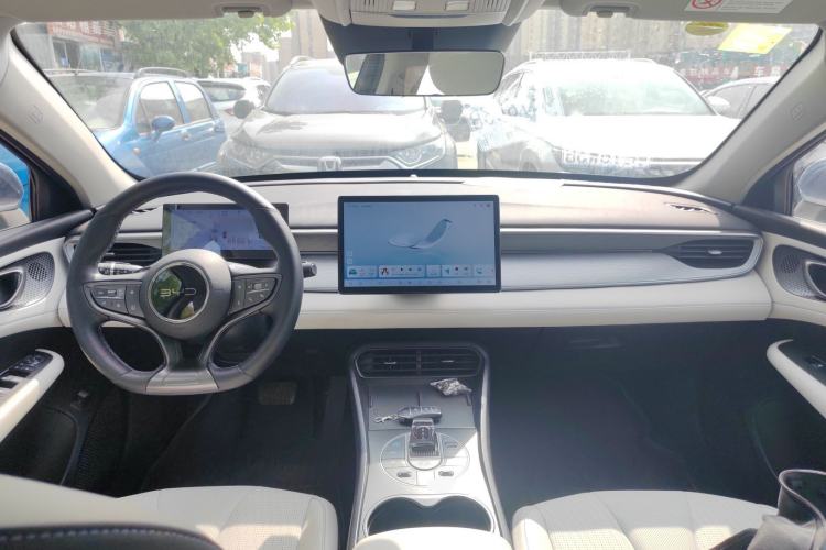 Used BYD Seal 05 DM-i 2025 DM-i Intelligent Drive 120KM Flagship Model Center Console