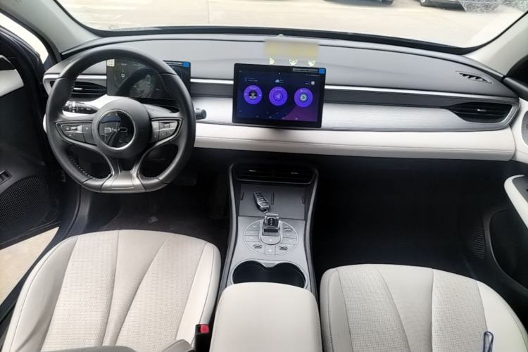Used BYD Seal 05 DM-i 2025 DM-i Smart Drive 55KM Luxury Model Center Console