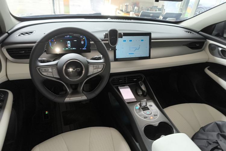 Used BYD Seal 05 DM-i 2025 DM-i Smart Drive 55KM Luxury Model Center Console