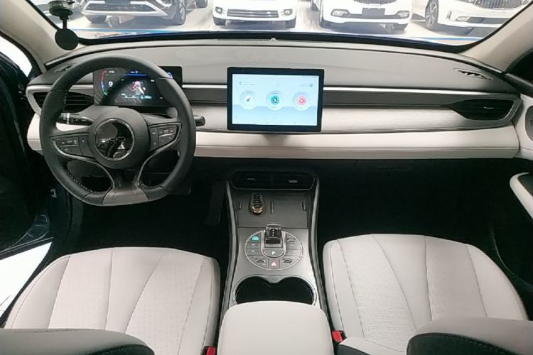 Used BYD Seal 05 DM-i 2025 DM-i Smart Drive 55KM Luxury Model Center Console