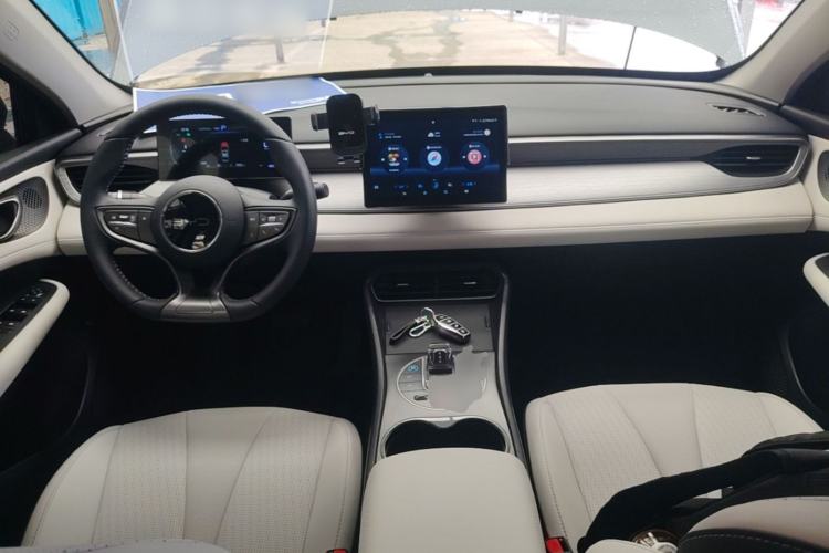 Used BYD Seal 05 DM-i 2025 DM-i Smart Drive 55KM Luxury Model Center Console
