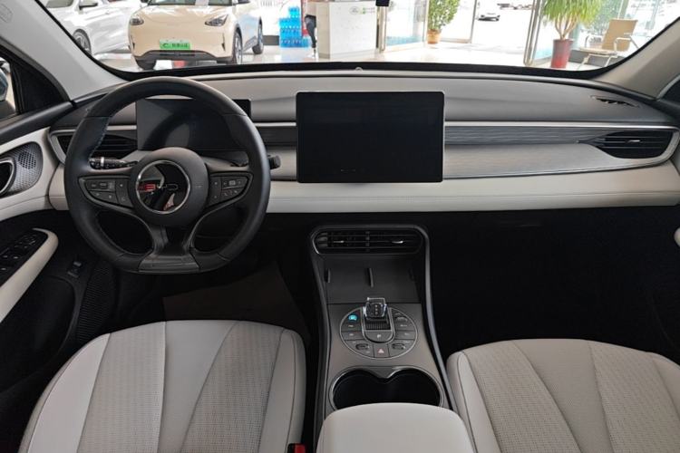 Used BYD Seal 05 DM-i 2025 DM-i Intelligent Drive 120KM Flagship Model Center Console