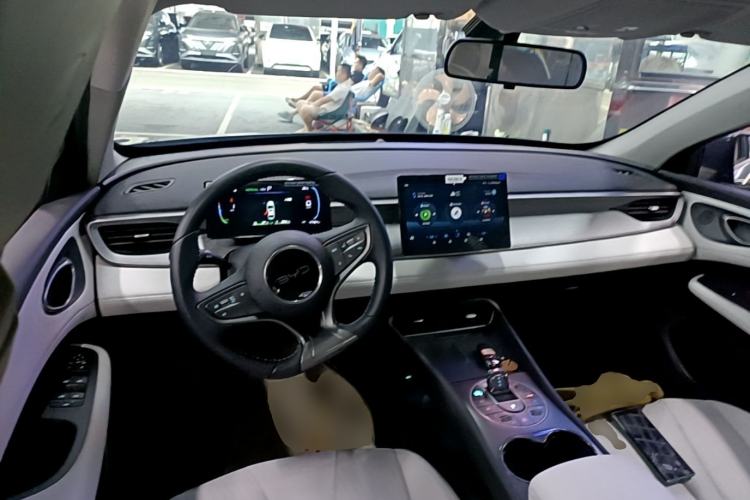 Used BYD Seal 05 DM-i 2025 DM-i Smart Drive 55KM Luxury Model Center Console