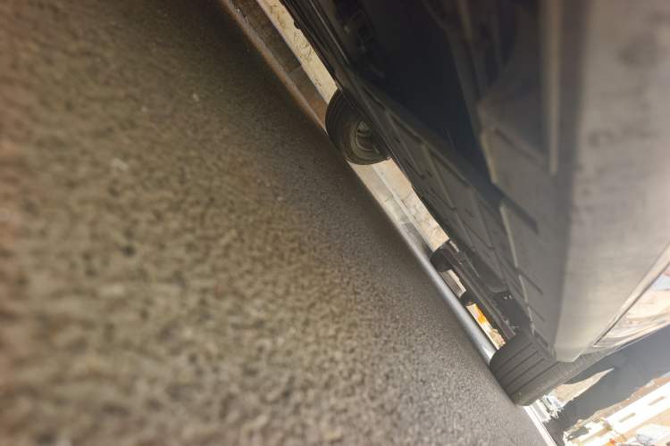 Used BYD Seal 05 DM-i 2025 DM-i Smart Drive 55KM Luxury Model Chassis Front Left