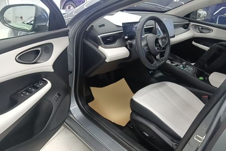 Used BYD Seal 05 DM-i 2025 DM-i Intelligent Drive 120KM Flagship Model Driver Seat