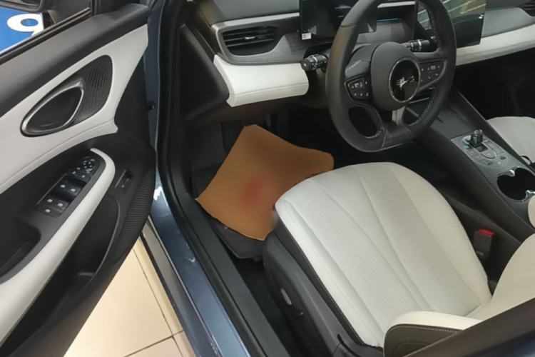 Used BYD Seal 05 DM-i 2025 DM-i Intelligent Drive 120KM Flagship Model Driver Seat