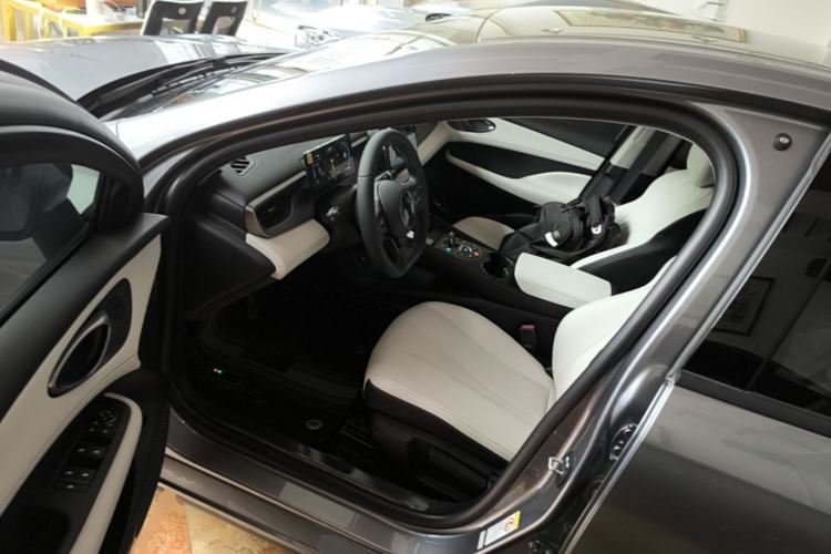 Used BYD Seal 05 DM-i 2025 DM-i Smart Drive 55KM Luxury Model Driver Seat