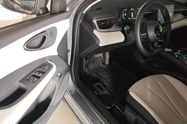 Used BYD Seal 05 DM-i 2025 DM-i Smart Drive 55KM Luxury Model Driver Seat