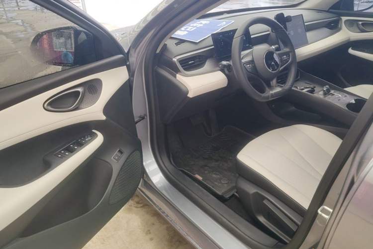 Used BYD Seal 05 DM-i 2025 DM-i Smart Drive 55KM Luxury Model Driver Seat