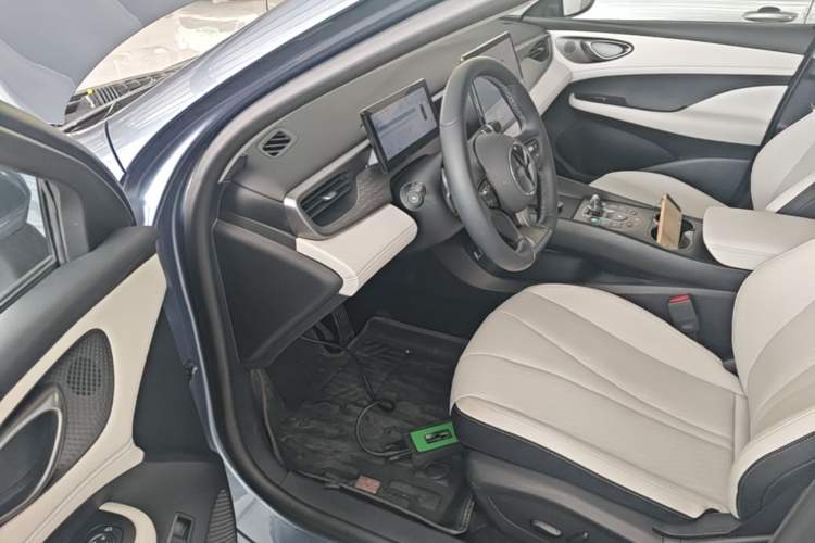 Used BYD Seal 05 DM-i 2025 DM-i Intelligent Drive 120KM Flagship Model Driver Seat