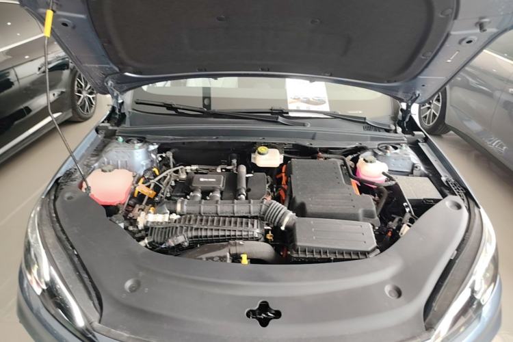 Used BYD Seal 05 DM-i 2025 DM-i Intelligent Drive 120KM Flagship Model Engine Bay