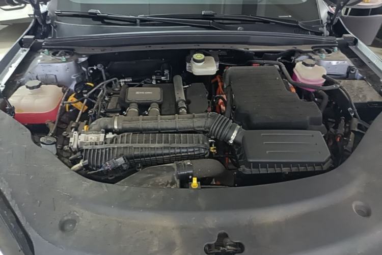 Used BYD Seal 05 DM-i 2025 DM-i Smart Drive 55KM Luxury Model Engine Bay