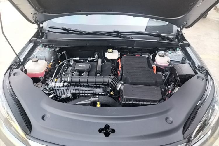Used BYD Seal 05 DM-i 2025 DM-i Smart Drive 55KM Luxury Model Engine Bay