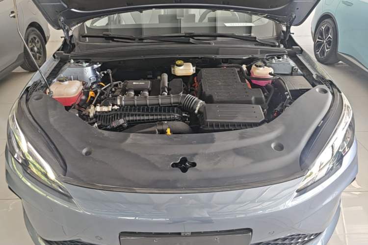 Used BYD Seal 05 DM-i 2025 DM-i Intelligent Drive 120KM Flagship Model Engine Bay