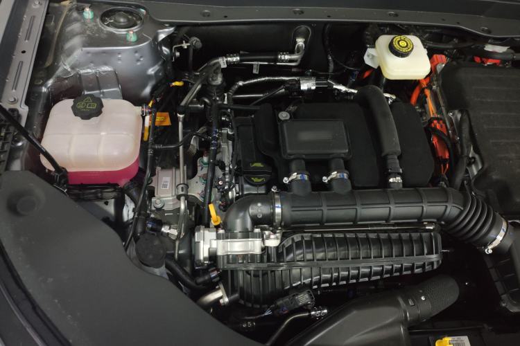 Used BYD Seal 05 DM-i 2025 DM-i Smart Drive 55KM Luxury Model Engine Bay Right