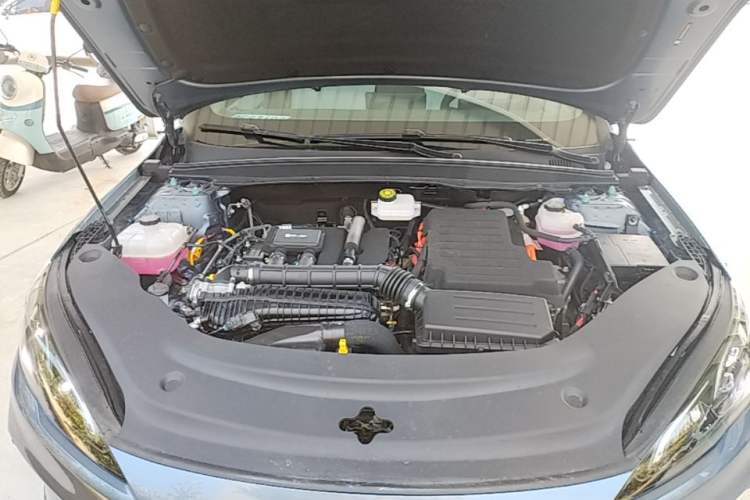 Used BYD Seal 05 DM-i 2025 DM-i Smart Drive 55KM Luxury Model Engine Bay