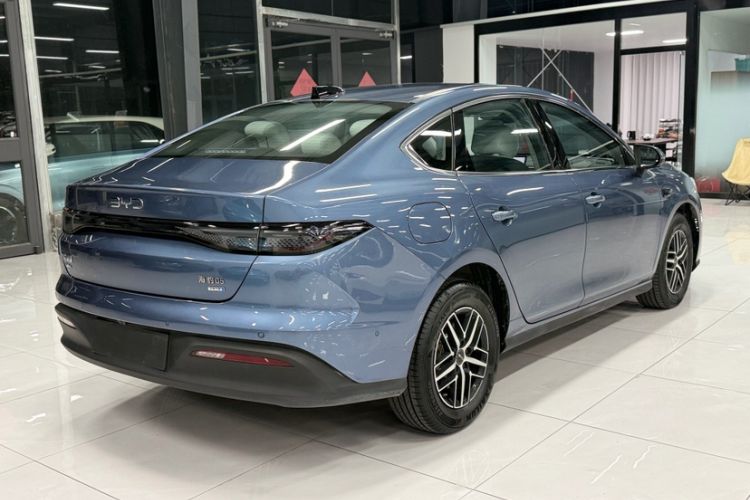 Used BYD Seal 05 DM-i 2025 DM-i Intelligent Drive 120KM Flagship Model Exterior 10