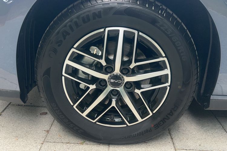 Used BYD Seal 05 DM-i 2025 DM-i Intelligent Drive 120KM Flagship Model Exterior 3