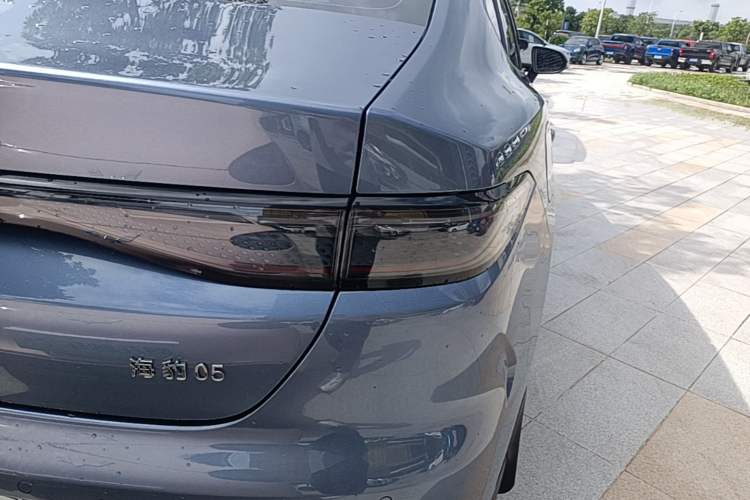 Used BYD Seal 05 DM-i 2025 DM-i Smart Drive 55KM Luxury Model Exterior 3