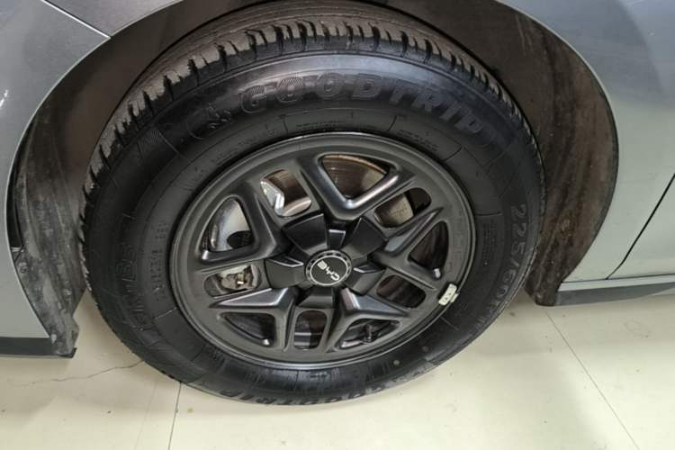 Used BYD Seal 05 DM-i 2025 DM-i Smart Drive 55KM Luxury Model Exterior 4