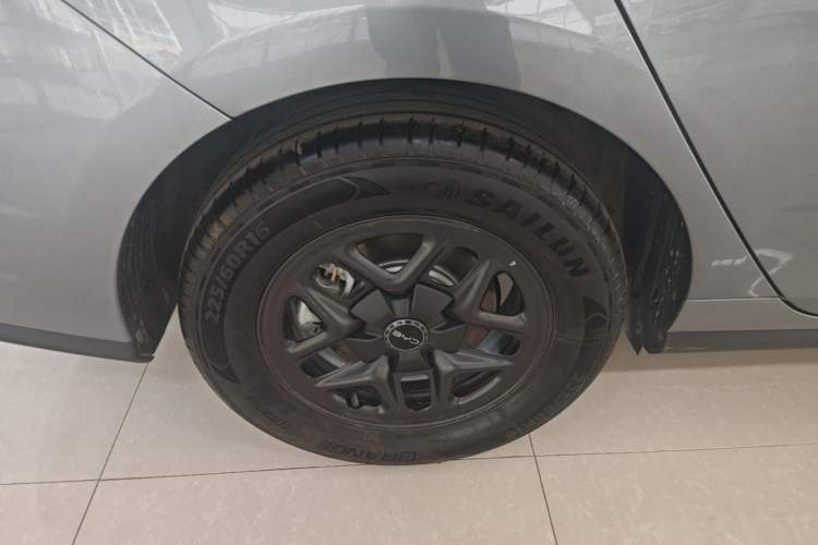 Used BYD Seal 05 DM-i 2025 DM-i Smart Drive 55KM Luxury Model Exterior 5