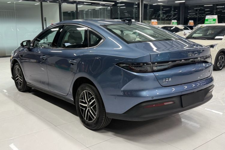 Used BYD Seal 05 DM-i 2025 DM-i Intelligent Drive 120KM Flagship Model Exterior 6
