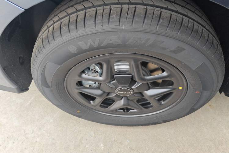 Used BYD Seal 05 DM-i 2025 DM-i Smart Drive 55KM Luxury Model Exterior 8