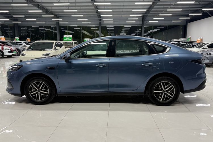 Used BYD Seal 05 DM-i 2025 DM-i Intelligent Drive 120KM Flagship Model Exterior 8