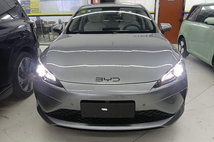 Used BYD Seal 05 DM-i 2025 DM-i Intelligent Drive 120KM Flagship Model Front