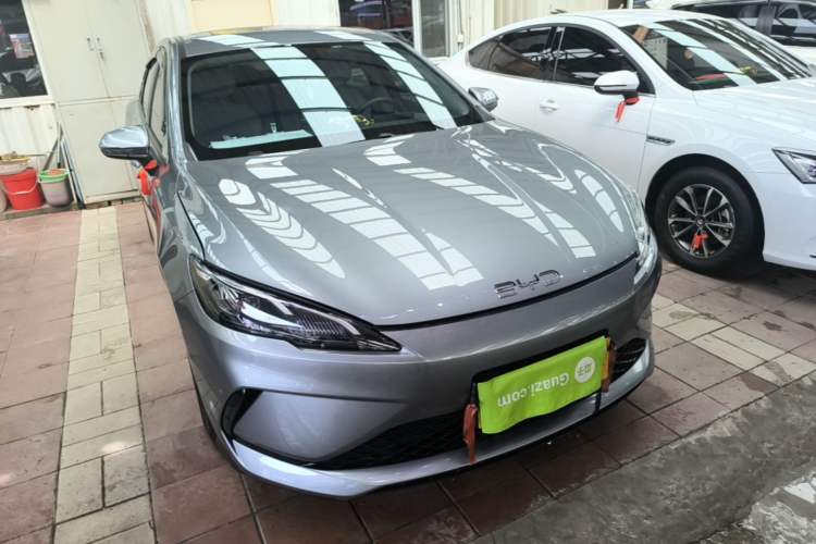 Used BYD Seal 05 DM-i 2025 DM-i Smart Drive 55KM Luxury Model Front Right 45 Deg